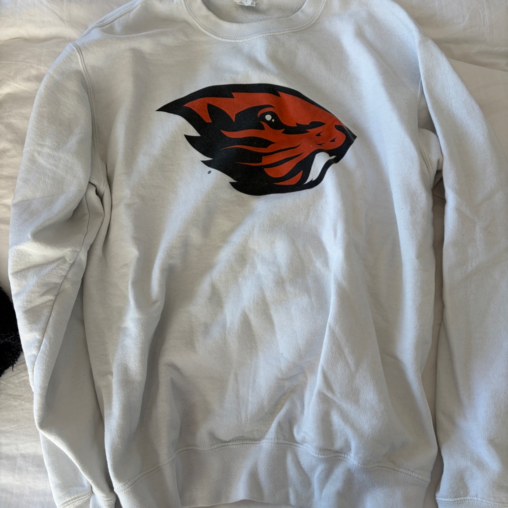 Oregon state university beavers white crewneck